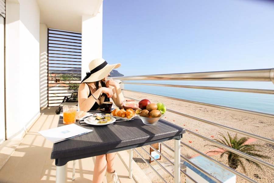 Il Conero Mare Aparthotel Numana Exterior photo
